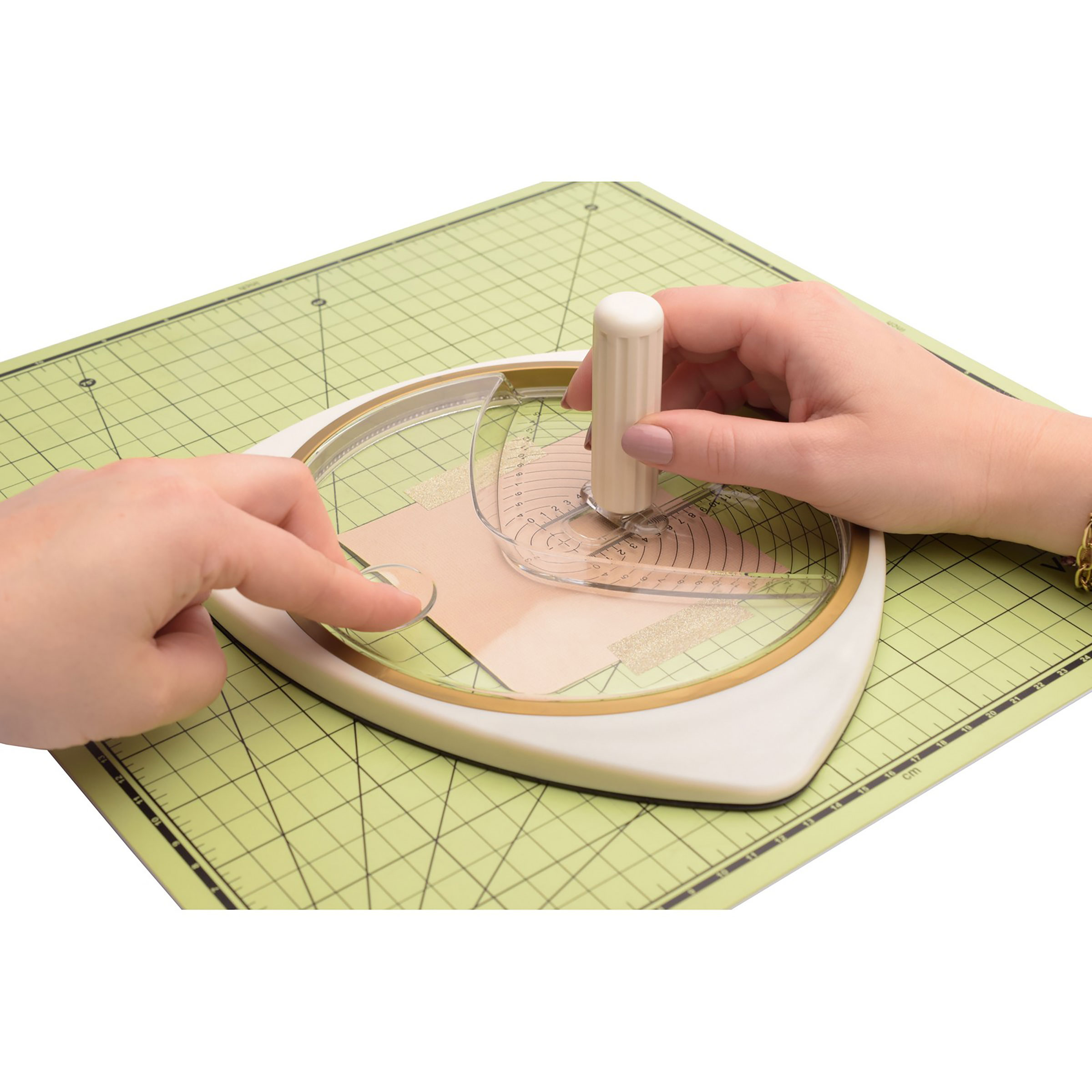 Vaessen Creative Knutselpapier Punch - Hart - 1 x 1,5 cm - Cirkelsnijder voor knutselen en kaarten maken