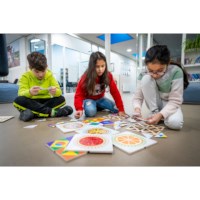 Driehoekenspel - kleurenkunst | Educo | Spelkist | FIGUURLIJK.