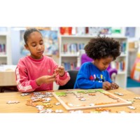 Giraffe - samen in het wild | Educo | Legpuzzel | 121 puzzelstukken | DIERENVRIEND.