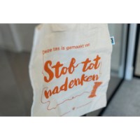 Tas 'Stof tot nadenken'