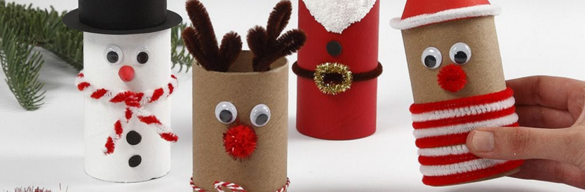 Knutselidee: kerstfiguren van kartonnen kokers met versieringen